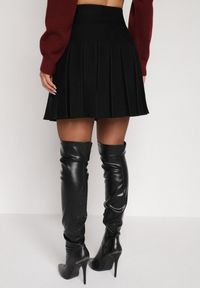 Born2be - Czarna Plisowana Spódnica z Wiskozą z Wysokim Stanem Nesadoe. Okazja: na co dzień, na spotkanie biznesowe. Stan: podwyższony. Kolor: czarny. Materiał: wiskoza. Styl: klasyczny, casual, biznesowy, elegancki #7