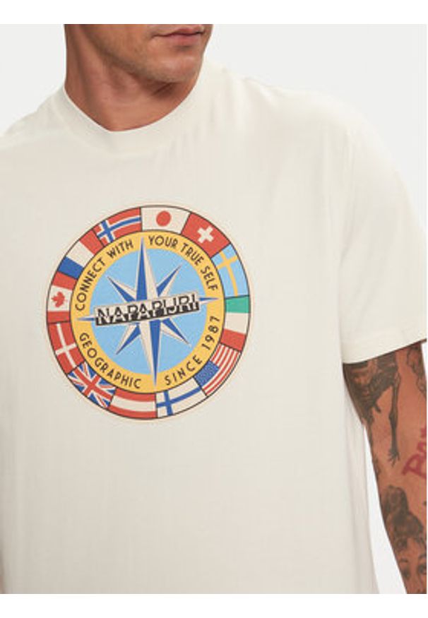 Napapijri T-Shirt S-Dorees NP0A4IBE Beżowy Regular Fit. Kolor: beżowy. Materiał: bawełna