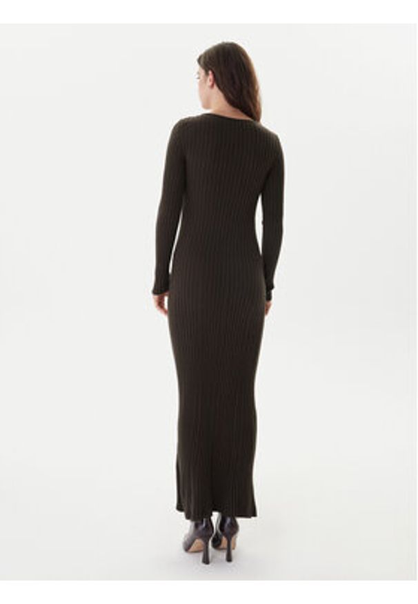 only - ONLY Sukienka dzianinowa Asta 15373788 Brązowy Regular Fit. Kolor: brązowy. Materiał: syntetyk
