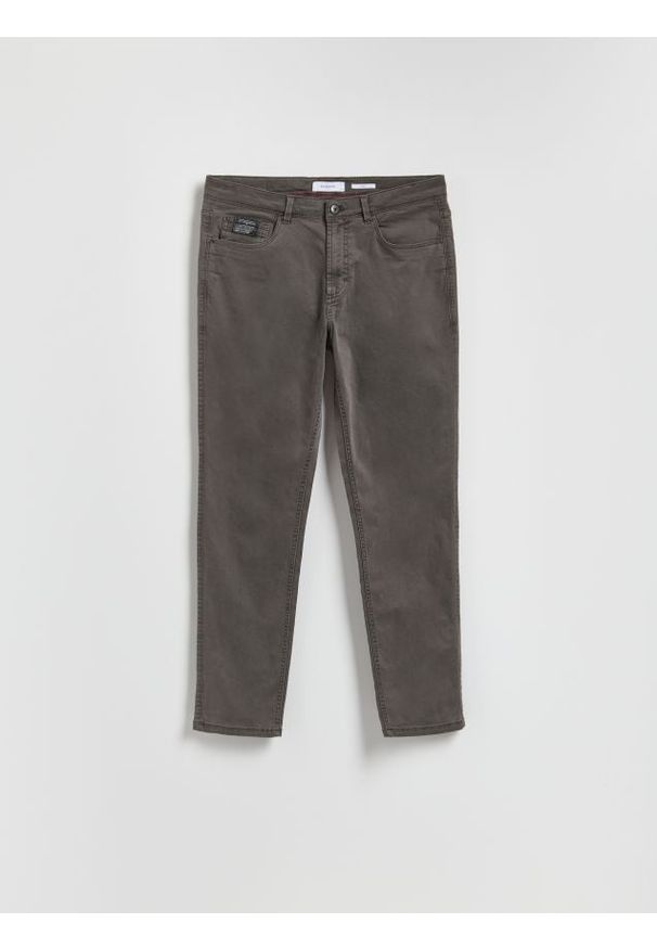 Reserved - Spodnie Slim fit - ciemnoszary. Kolor: szary. Materiał: tkanina, bawełna