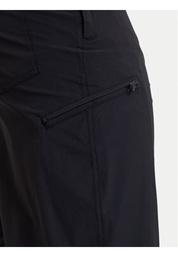 Guess Spodnie materiałowe Z6GB08 W1996 Czarny Regular Fit. Kolor: czarny. Materiał: syntetyk