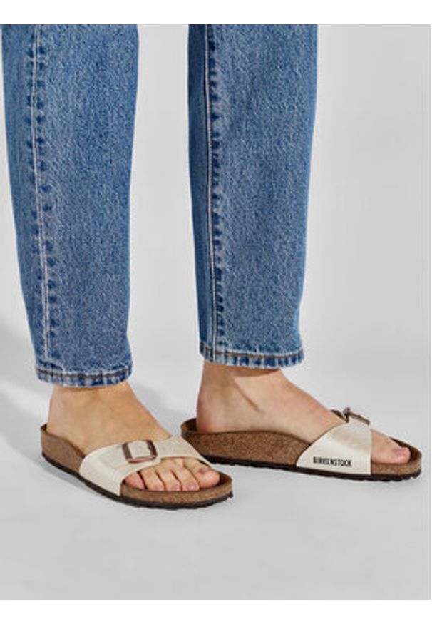 Birkenstock Klapki Madrid 0940153 Beżowy. Kolor: beżowy. Materiał: skóra
