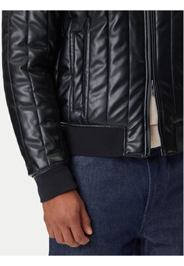 Armani Exchange Kurtka z imitacji skóry XM001124 AF16647 UC001 Czarny Regular Fit. Kolor: czarny. Materiał: skóra