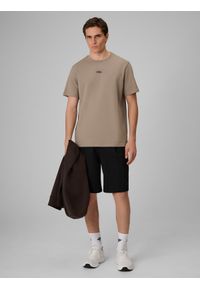 4f - 4F T-shirt regular gładki męski 4F x Robert Lewandowski - beżowy XXL. Okazja: na co dzień, na spacer. Kolor: beżowy. Materiał: jersey, bawełna, materiał, dzianina. Wzór: gładki. Sezon: lato. Styl: sportowy, klasyczny, casual #2
