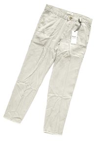 Wrangler - SPODNIE WRANGLER DAMSKIE CHINO FADED KHAKI W27LPG028. Kolor: brązowy. Materiał: len. Długość: do kostek. Sezon: lato. Styl: elegancki #5