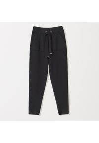 Mohito - Dzianinowe spodnie dresowe - Czarny. Kolor: czarny. Materiał: dresówka, wiskoza, dzianina #1