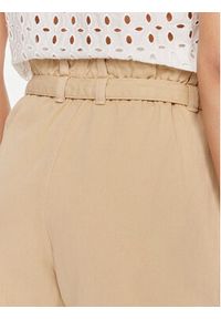 United Colors of Benetton - United Colors Of Benetton Szorty materiałowe 4DUKD9019 Beżowy Regular Fit. Kolor: beżowy. Materiał: bawełna