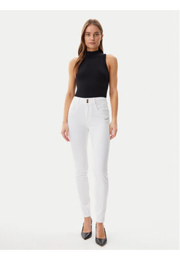 Guess Jeansy W5GA34D5N72 Beżowy Slim Fit. Kolor: beżowy