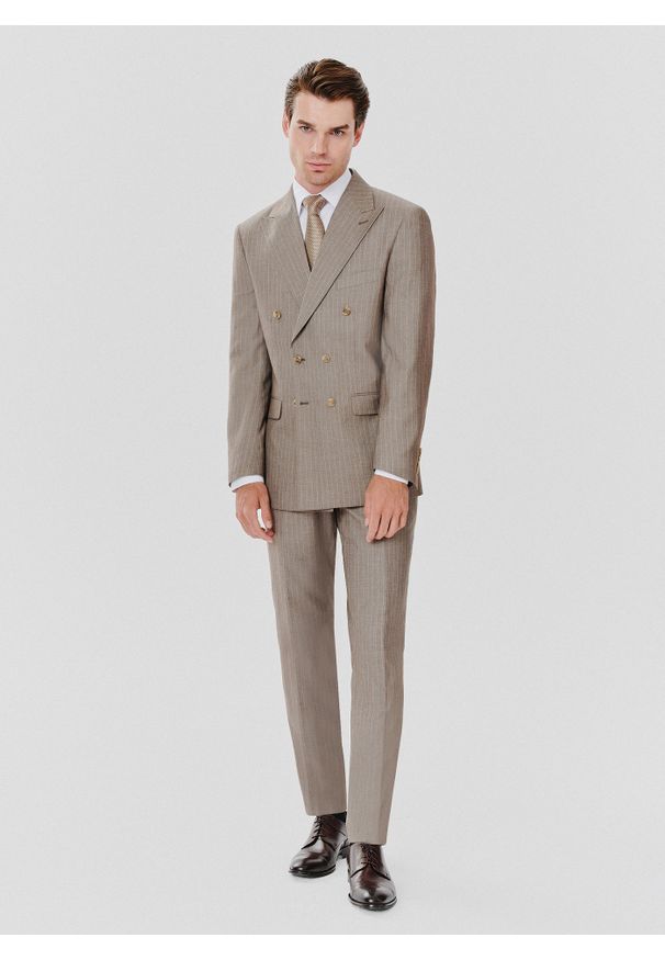 Pako Lorente - PAKO LORENTE – Beżowa marynarka garniturowa w prążki. Kolor: beżowy. Materiał: poliester, wiskoza. Wzór: prążki