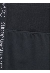 Calvin Klein Jeans Legginsy J20J221203 Czarny Regular Fit. Kolor: czarny. Materiał: syntetyk, wiskoza
