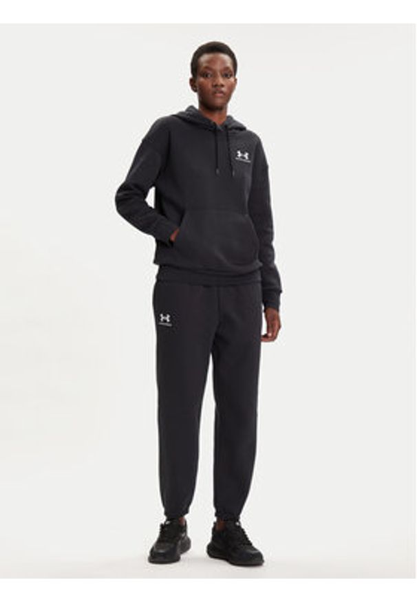 Under Armour Spodnie dresowe Essential Fleece Joggers 1373034 Czarny Regular Fit. Kolor: czarny. Materiał: dresówka, bawełna