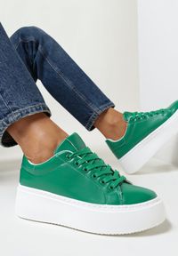 Born2be - Zielone Sneakersy na Platformie Berdolina. Kolor: zielony. Obcas: na platformie