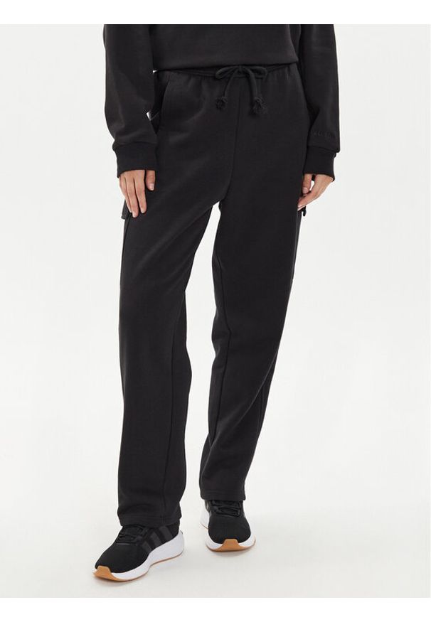 Adidas - adidas Spodnie dresowe ALL SZN Fleece Cargo IW1215 Czarny Loose Fit. Kolor: czarny. Materiał: syntetyk, bawełna