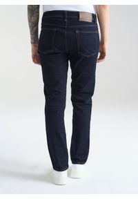 Pako Lorente - PAKO LORENTE – Granatowe spodnie męskie jeans. Okazja: na co dzień. Kolor: niebieski. Materiał: jeans. Styl: klasyczny, casual #3