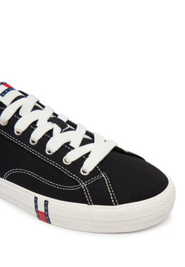 Tommy Jeans Tenisówki Archive Y2K EN0EN02956 Czarny. Kolor: czarny. Materiał: materiał