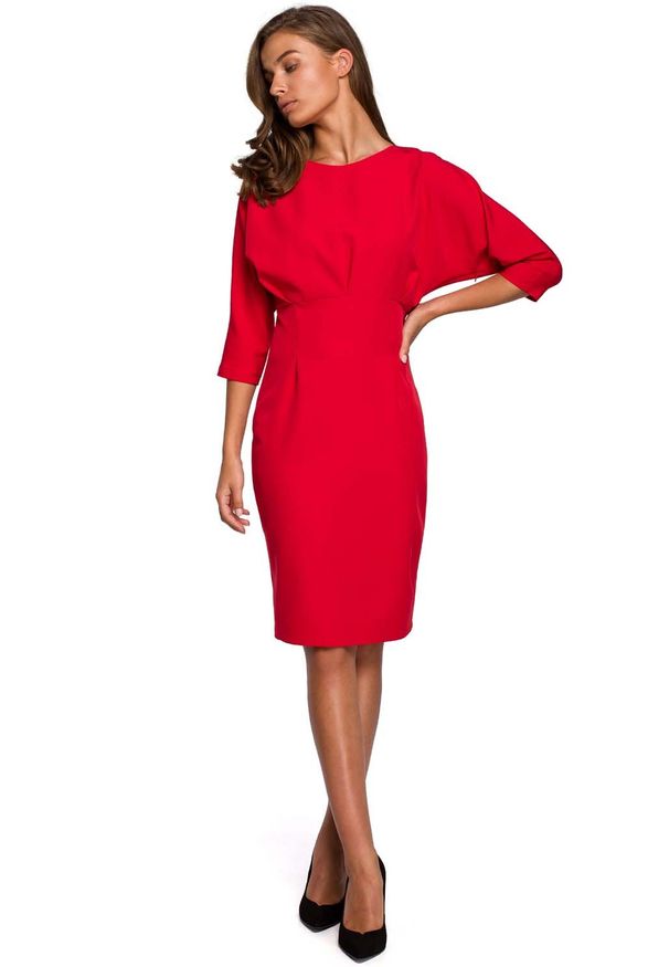 MOE - Sukienka Kimonowa z Zaszewkami - Czerwona. Kolor: czerwony. Materiał: poliester, elastan