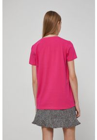 medicine - Medicine - T-shirt Basic. Okazja: na co dzień. Kolor: różowy. Materiał: dzianina. Wzór: gładki. Styl: casual
