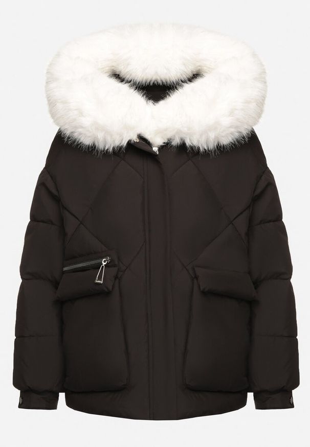 Born2be - Czarna Pikowana Kurtka z Kapturem i Grubym Futrzanym Obszyciem z Możliwością Odpięcia Izarida. Typ kołnierza: kaptur. Kolor: czarny. Materiał: futro. Długość rękawa: długi rękaw. Długość: długie. Styl: klasyczny, elegancki