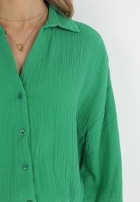 Born2be - Zielona Bawełniana Koszula Oversize z Szerokimi Rękawami Melillia. Okazja: na co dzień. Kolor: zielony. Materiał: bawełna. Styl: casual #7