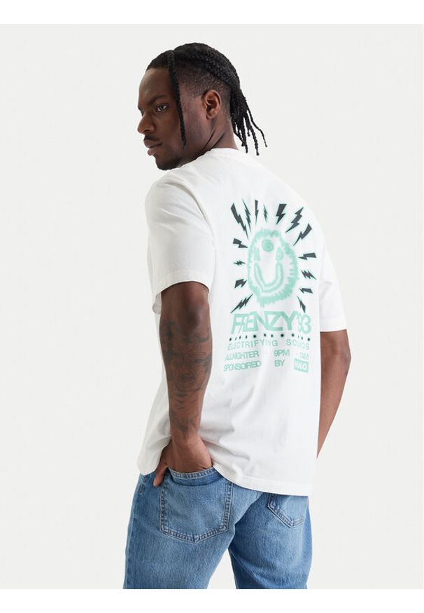 Hugo - HUGO T-Shirt Nextralio 50560090 Biały Regular Fit. Kolor: biały. Materiał: bawełna