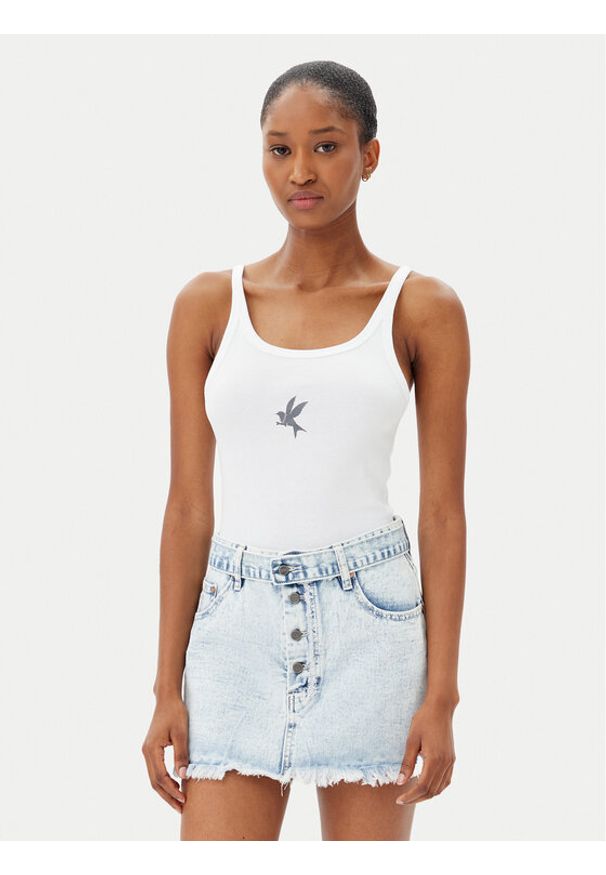 One Teaspoon Top Fine 26605 Biały Slim Fit. Kolor: biały. Materiał: bawełna