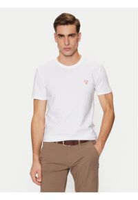 Guess T-Shirt M2YI24 J1314 Biały Slim Fit. Kolor: biały. Materiał: bawełna