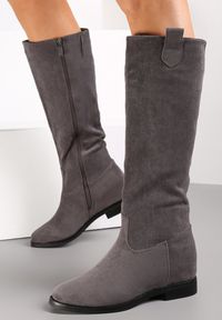 Renee - Szare Kozaki Muszkieterki na Ukrytym Koturnie Belki. Wysokość cholewki: przed kolano. Kolor: szary. Szerokość cholewki: normalna. Obcas: na koturnie. Styl: klasyczny #2