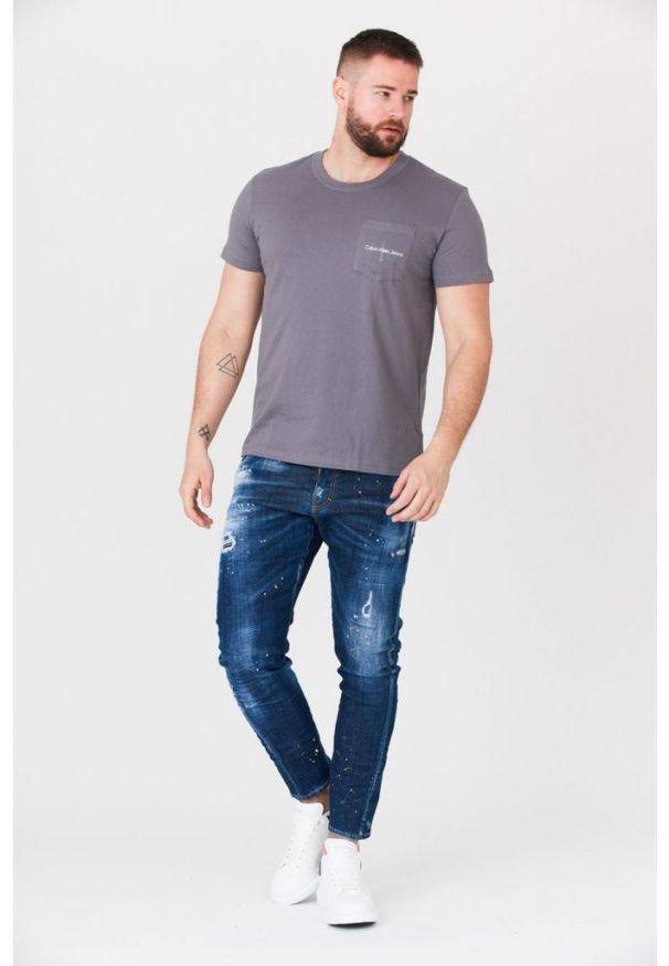 Calvin Klein - CALVIN KLEIN JEANS Szary t-shirt męski z logo, Rozmiar S. Kolor: szary. Materiał: jeans
