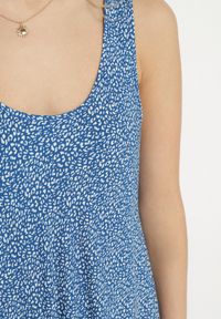 Born2be - Niebieska Rozkloszowana Sukienka z Bawełny w Abstrakcyjny Wzór Ronive. Okazja: na co dzień. Kolor: niebieski. Materiał: bawełna. Typ sukienki: rozkloszowane. Styl: elegancki, casual #2