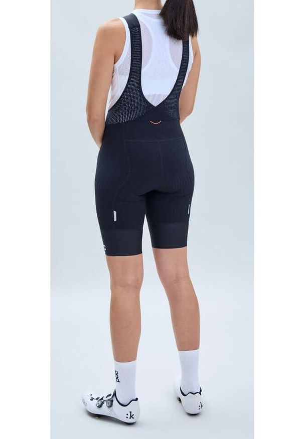 Spodenki kolarskie damskie POC W's Raceday Bibshorts z szelkami. Kolor: czarny. Materiał: poliamid, elastan. Sport: kolarstwo