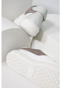 Answear Lab buty skórzane answear.LAB X kolekcja limitowana NO SHAME kolor biały. Nosek buta: okrągły. Zapięcie: sznurówki. Kolor: biały. Materiał: skóra. Obcas: na obcasie. Wysokość obcasa: niski