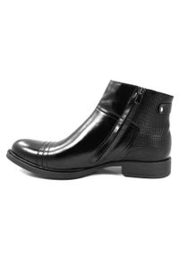 Czarne buty zimowe - trzewiki Faber T76. Kolor: czarny. Materiał: skóra. Sezon: zima. Styl: klasyczny, wizytowy
