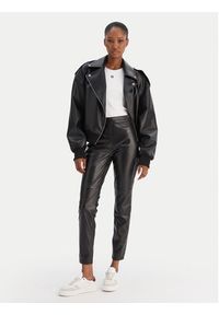 BOSS Spodnie z imitacji skóry C_Taskin 50551469 Czarny Slim Fit. Kolor: czarny. Materiał: skóra #4
