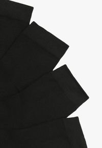 Born2be - 5-Pack Czarnych Skarpet Dianiala. Kolor: czarny. Materiał: bawełna, elastan. Wzór: jednolity