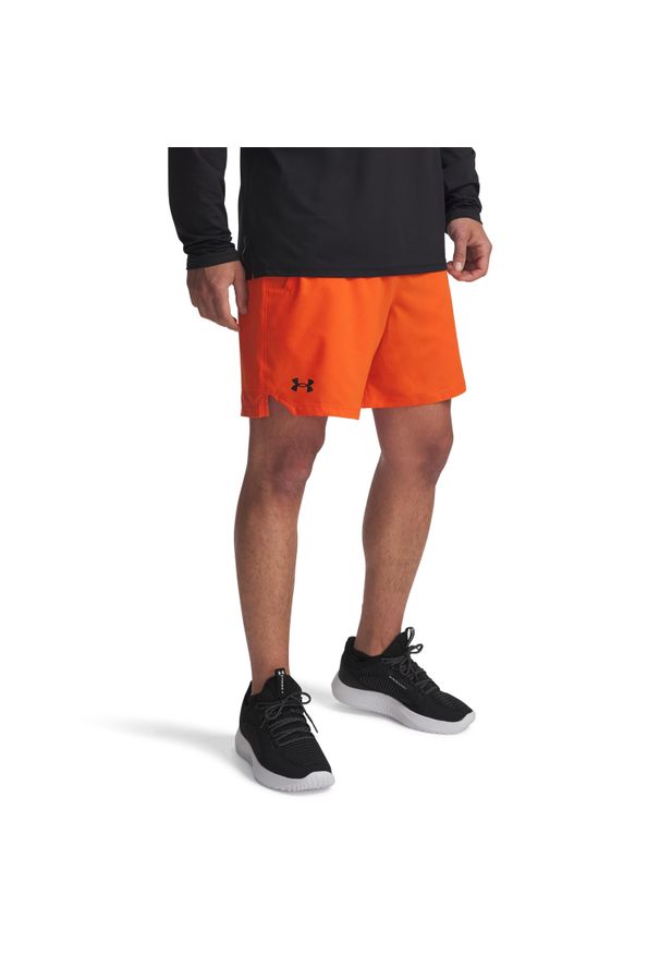 Tkane szorty Under Armour Vanish. Kolor: pomarańczowy. Sport: bieganie, fitness