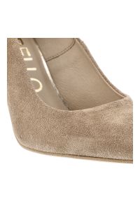 CheBello - Czółenka damskie Chebello, ze skóry zamszowej wsuwane i na wysokiej szpilce, beżowe, 5021_-084-000-PSK-S423. Zapięcie: bez zapięcia. Kolor: beżowy. Materiał: skóra, zamsz #8