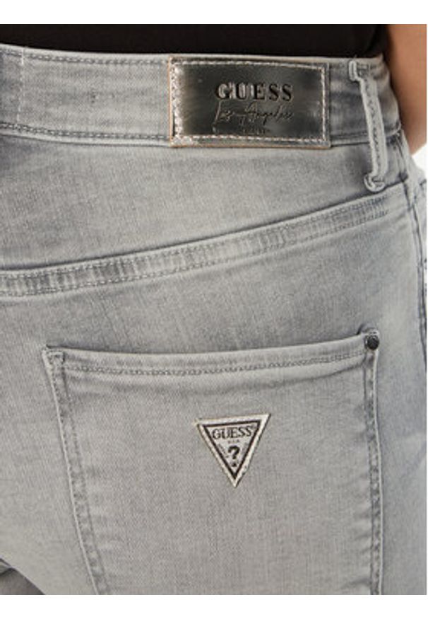 Guess Jeansy W5RA15 D5L81 Szary Straight Leg. Kolor: szary