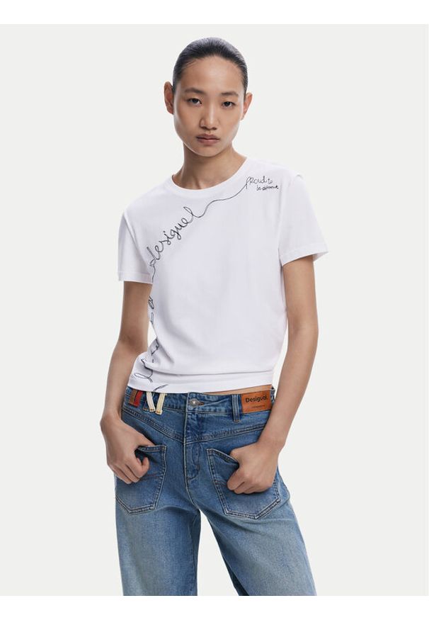Desigual T-Shirt Charly 25WWTK08 Biały Regular Fit. Kolor: biały. Materiał: bawełna