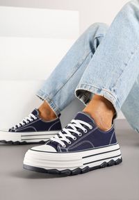 Born2be - Granatowe Trampki na Grubej Podeszwie pod Kostkę Adsoria. Okazja: na co dzień. Zapięcie: sznurówki. Kolor: niebieski. Materiał: jeans. Styl: klasyczny, casual