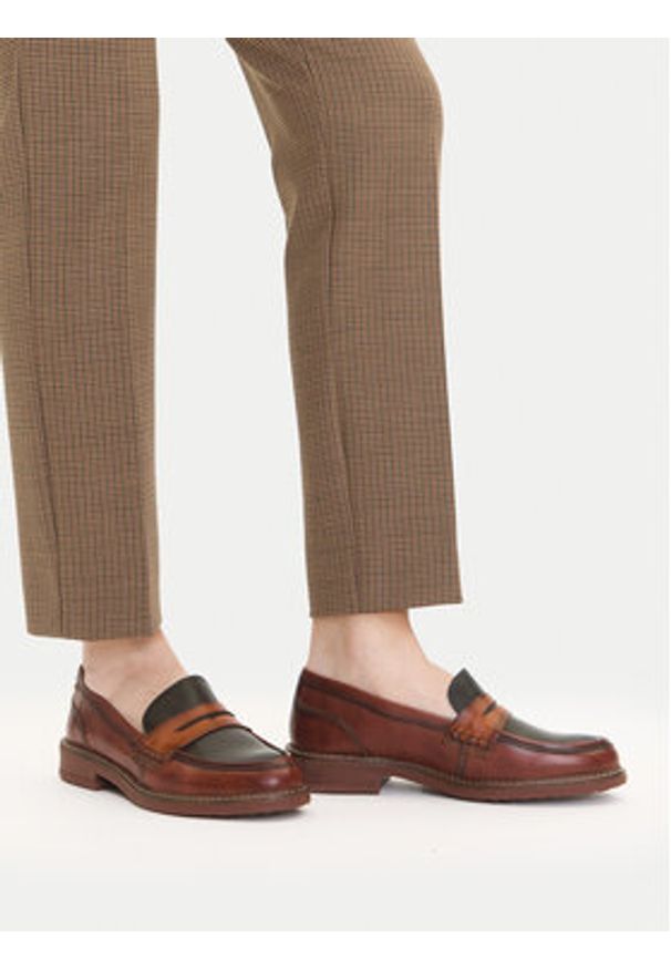 Pikolinos Mokasyny W8J-3541C8 Brązowy. Kolor: brązowy. Materiał: skóra