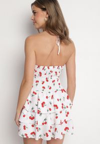 Born2be - Biała Rozkloszowana Sukienka w Wisienki z Falbankami i Dekoltem Halter Lanideia. Okazja: na co dzień, na spacer, na imprezę. Typ kołnierza: dekolt halter, kołnierz z falbankami. Kolor: biały. Materiał: bawełna. Sezon: lato. Typ sukienki: rozkloszowane. Styl: casual #5