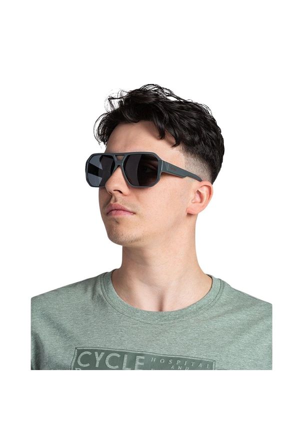 Okulary przeciwsłoneczne Kilpi Timote. Kolor: zielony. Sport: turystyka piesza