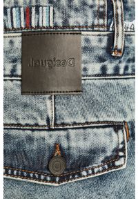 Desigual Szorty jeansowe 21SMDD01 męskie. Okazja: na co dzień. Kolor: niebieski. Materiał: jeans. Styl: casual #3