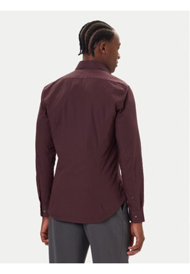 Calvin Klein Koszula Essentials LV019EU037 Bordowy Slim Fit. Kolor: czerwony. Materiał: bawełna