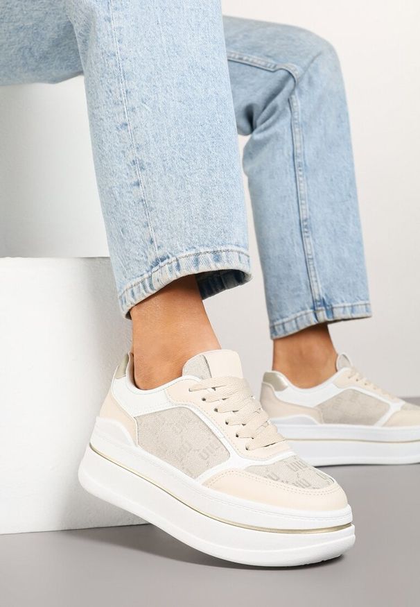 Born2be - Beżowe Sneakersy w Streetwearowym Stylu na Grubej Podeszwie Ninolia. Okazja: na co dzień. Zapięcie: sznurówki. Kolor: beżowy. Materiał: jeans. Wzór: aplikacja