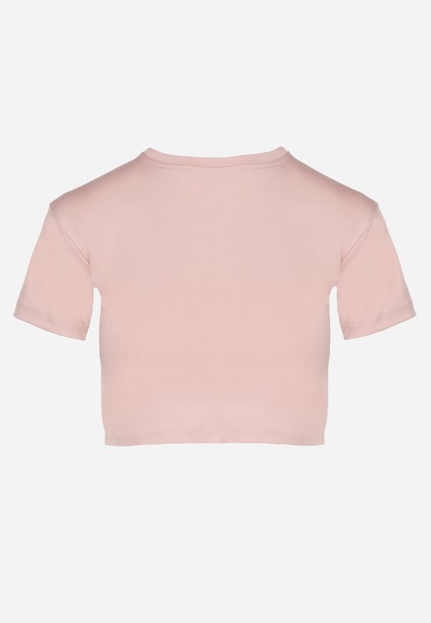 Born2be - Jasnoróżowy T-shirt Crop Top Ozdobiony Literką Koliviela. Okazja: na co dzień. Kolor: różowy. Materiał: jeans. Długość: krótkie. Wzór: aplikacja. Styl: elegancki, casual