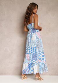 Renee - Niebieska Rozkloszowana Sukienka Maxi na Ramiączkach Aadane. Kolor: niebieski. Długość rękawa: na ramiączkach. Wzór: paski. Sezon: lato. Długość: maxi #5