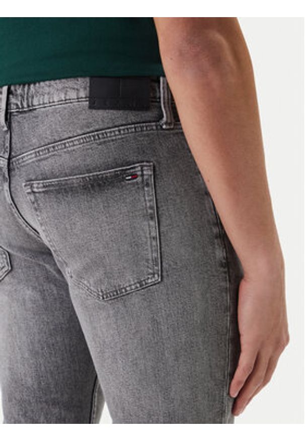 Tommy Jeans Jeansy Scanton DM0DM22926 Szary Slim Fit. Kolor: szary