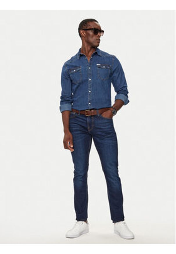 Guess Koszula jeansowa M4YH02 D3PF6 Granatowy Classic Fit. Kolor: niebieski. Materiał: bawełna