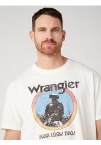 Wrangler - WRANGLER AMERICANA TEE MĘSKI T-SHIRT KOSZULKA LOGO NADRUK OFF WHITE W7CBEE737. Wzór: nadruk